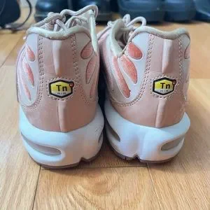 Running Shoes Nike Air Max Plus Velvet Pink Nike Shoes Nike Air